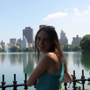 Meet your Posher, Hannah